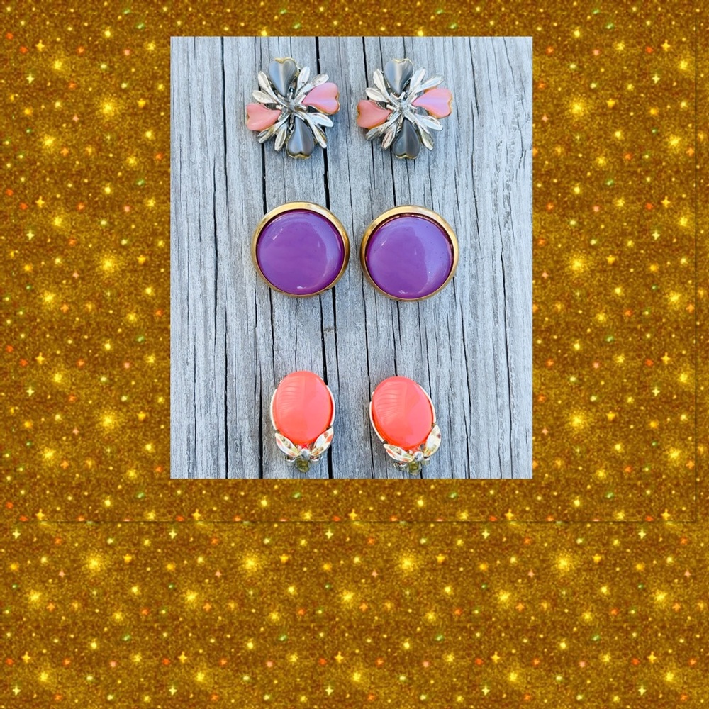 Vintage Thermoset Clip On Earring Bundle